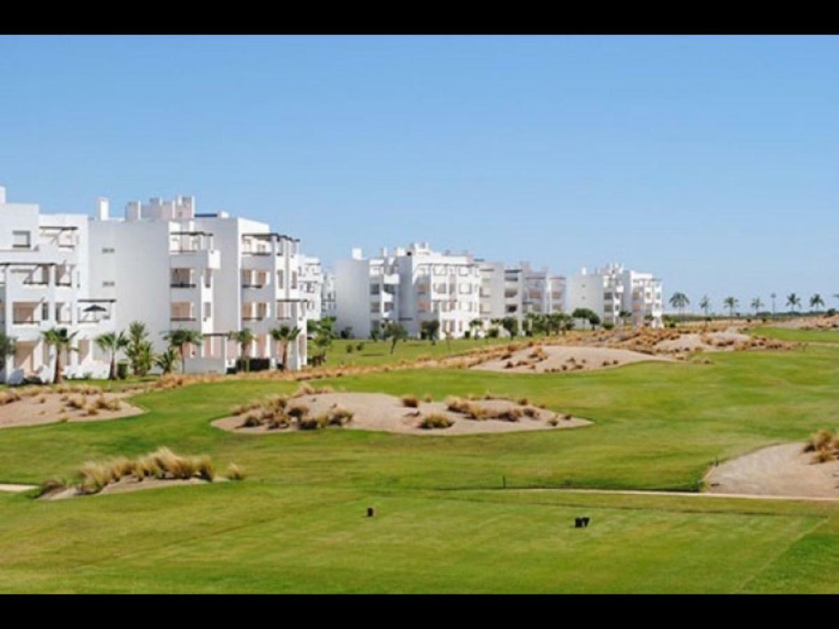 Las Terrazas De La Torre Golf Roldan Bagian luar foto