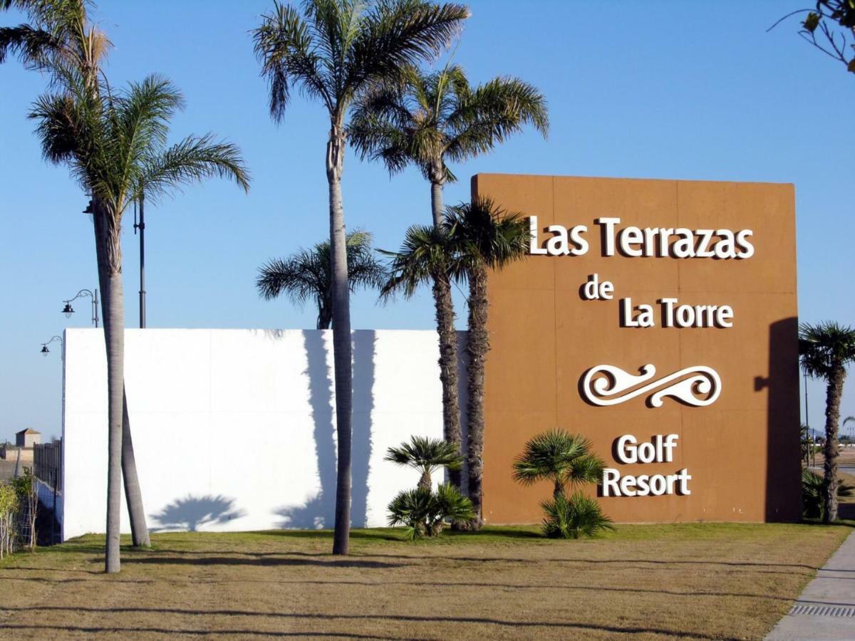 Las Terrazas De La Torre Golf Roldan Bagian luar foto